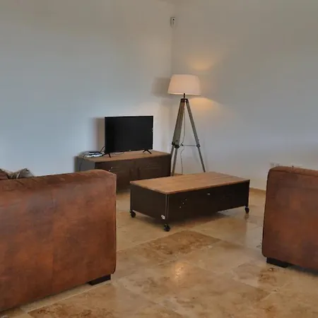 2 - Piscine Et Villa Ventiseri