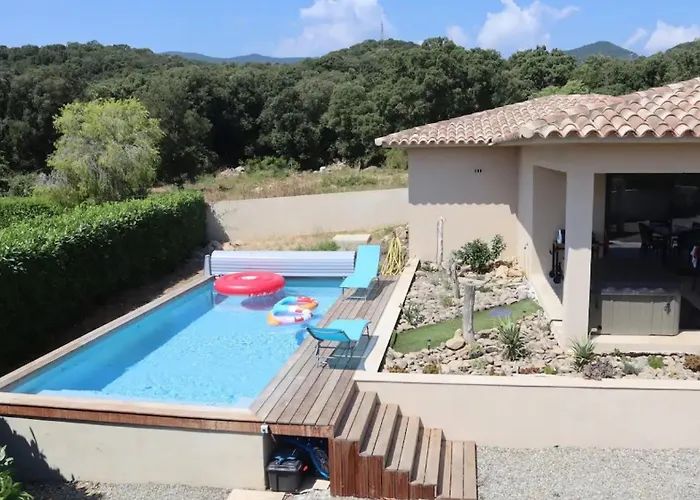 2 - Piscine Et Villa