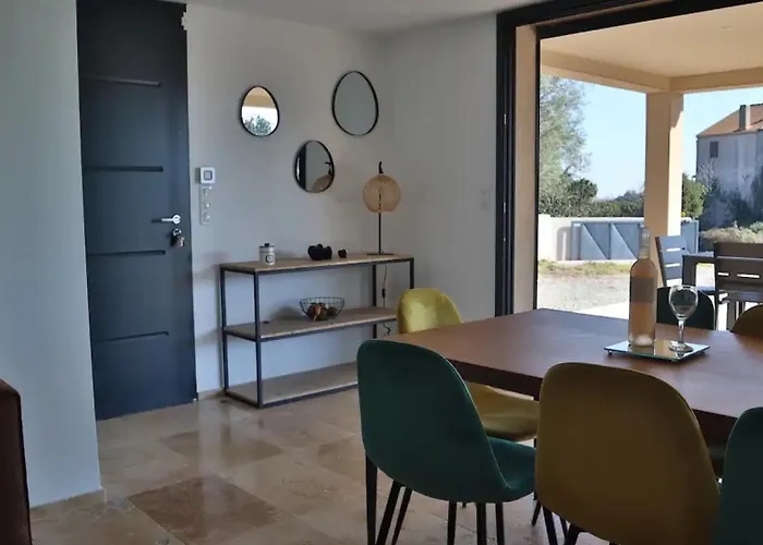 Villa 2 - Piscine Et *